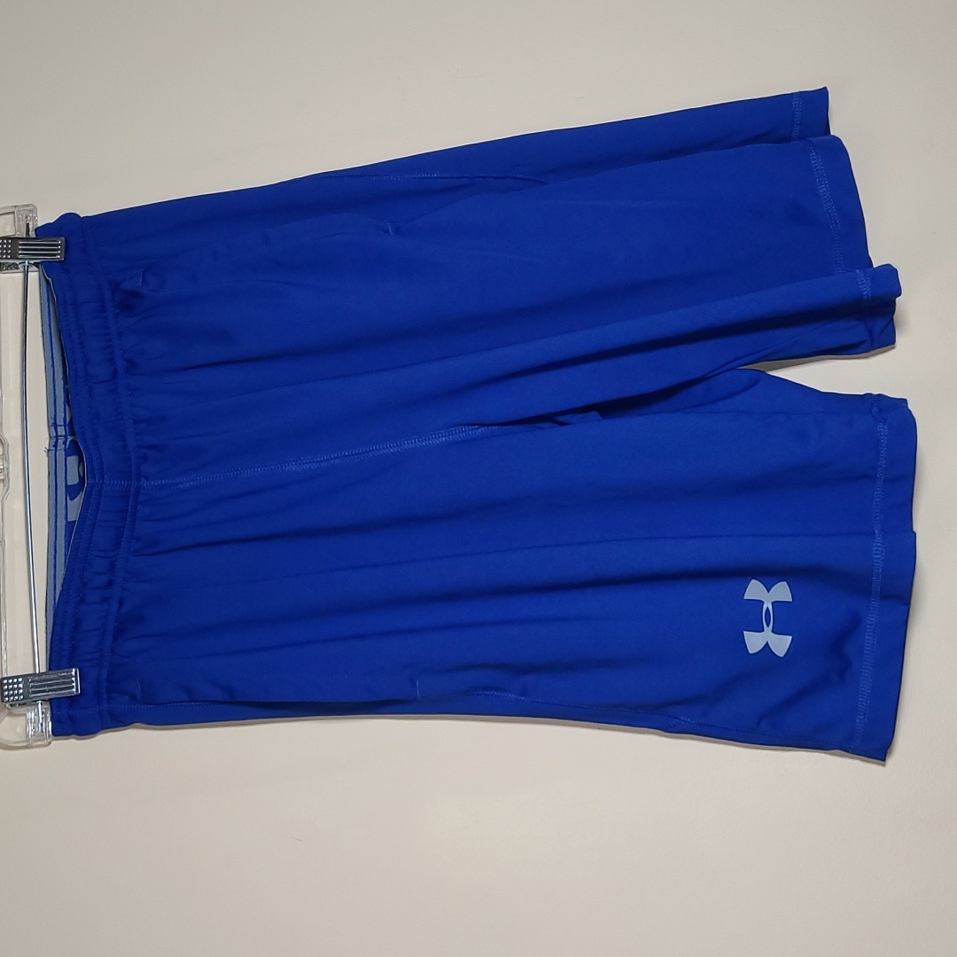 Men's Small Under Armour Heat Gear Loose Shorts